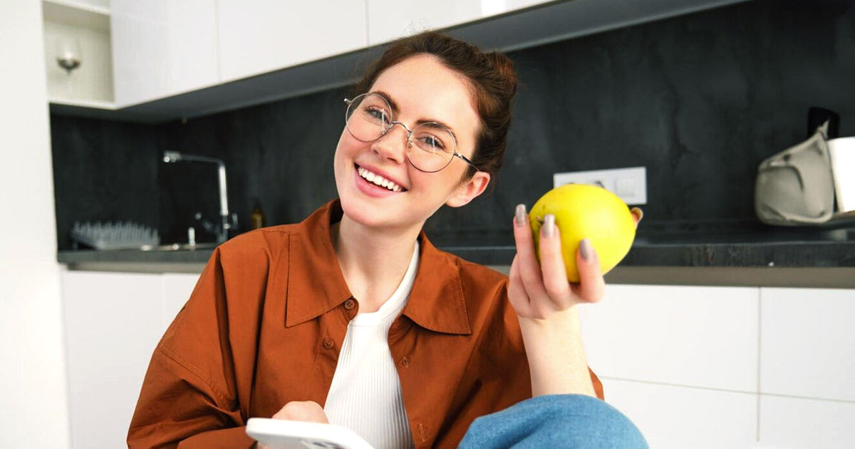 how can students stay healthy at home?